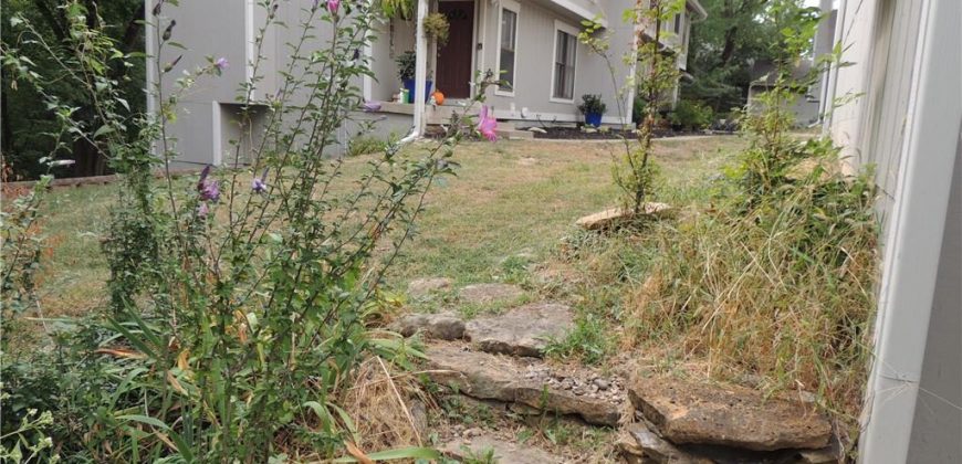 Homes for Sale in Kansas City, MO 64151 | 5708 N OREGON Avenue