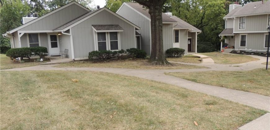 Homes for Sale in Kansas City, MO 64151 | 5708 N OREGON Avenue