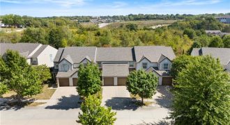 Homes for Sale in Kansas City, MO 64118 | 5507 N Fairmount Avenue