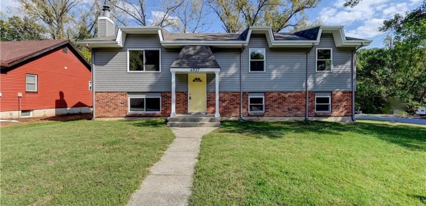Homes for Sale in Kansas City, MO 64151 | 4937 NW Woody Creek Lane
