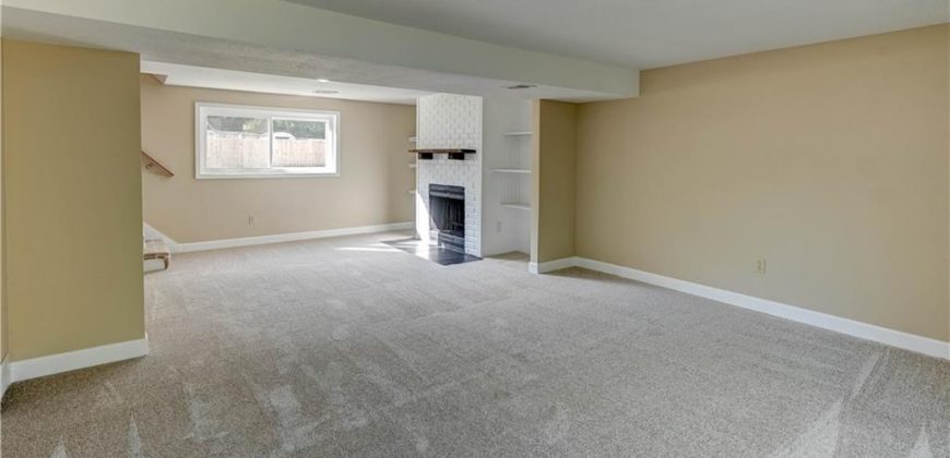 Homes for Sale in Kansas City, MO 64151 | 4937 NW Woody Creek Lane