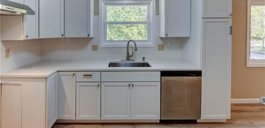 Homes for Sale in Kansas City, MO 64151 | 4937 NW Woody Creek Lane