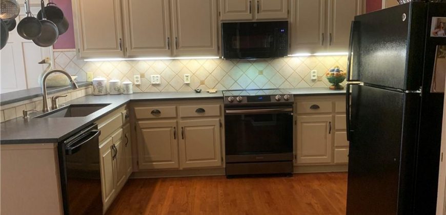 Homes for Sale in Kansas City, MO 64151 | 7424  Amoret Avenue