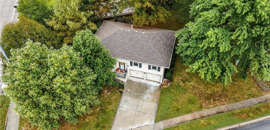 Homes for Sale in Kansas City, MO 64155 | 400 NE 98th Terrace