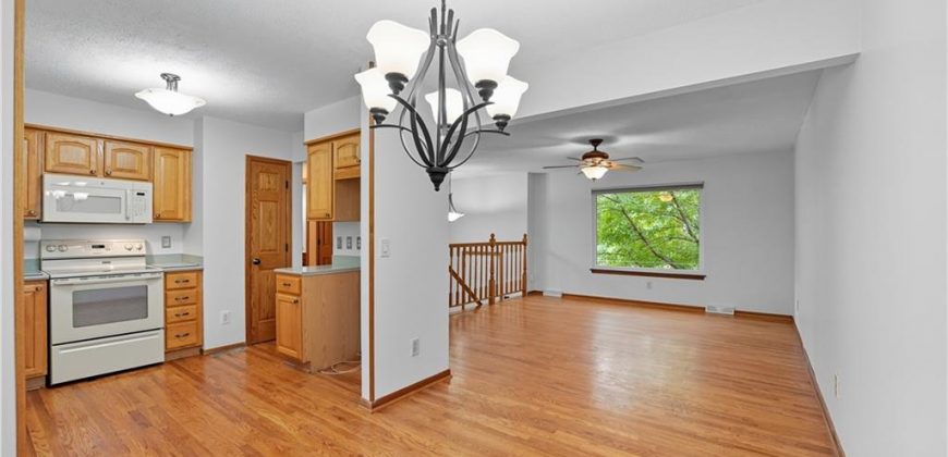 Homes for Sale in Kansas City, MO 64155 | 400 NE 98th Terrace