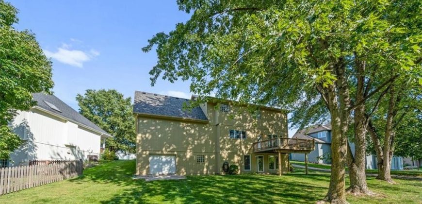 Homes for Sale in Liberty, MO 64068 | 1044  Silverleaf Lane