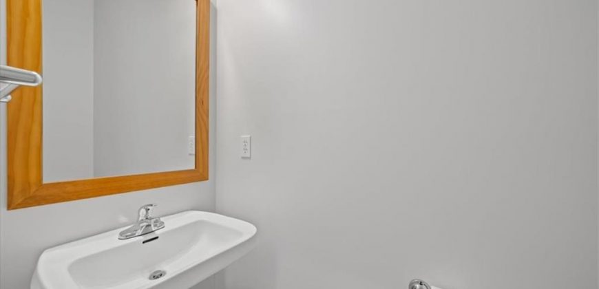 Homes for Sale in Liberty, MO 64068 | 1044  Silverleaf Lane