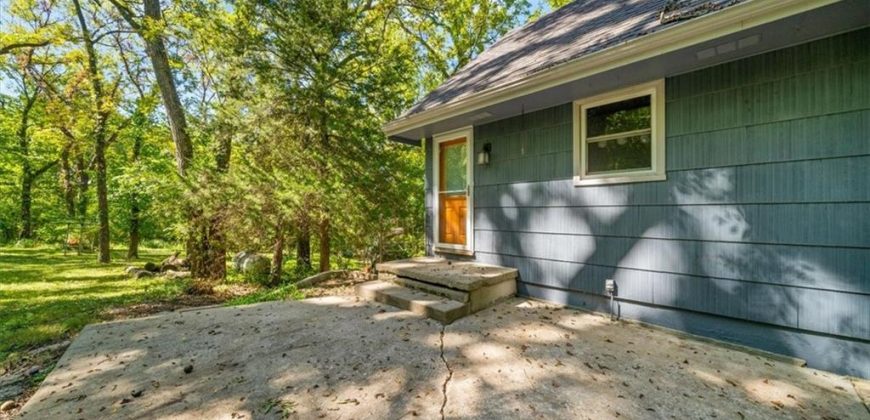 Homes for Sale in Parkville, MO 64152 | 5903  Walnut Creek Drive