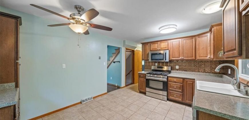 Homes for Sale in Parkville, MO 64152 | 5903  Walnut Creek Drive