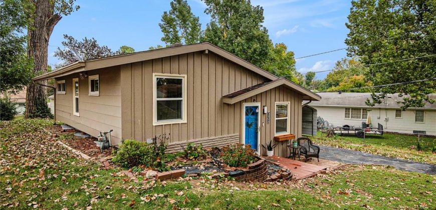 Homes for Sale in Kansas City, MO 64117 | 5404 NE 42nd Terrace