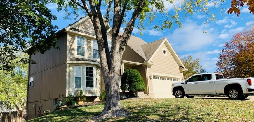 Homes for Sale in Kansas City, MO 64152 | 8112 NW 81 Court Homes for Sale in Kansas City, MO 64152 | 8112 NW 81 Court