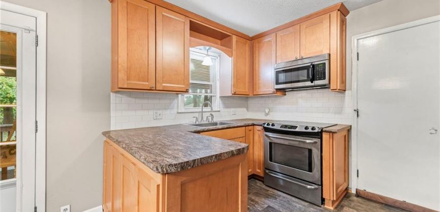 Homes for Sale in Gladstone, MO 64118 | 1608 NE 75th Terrace