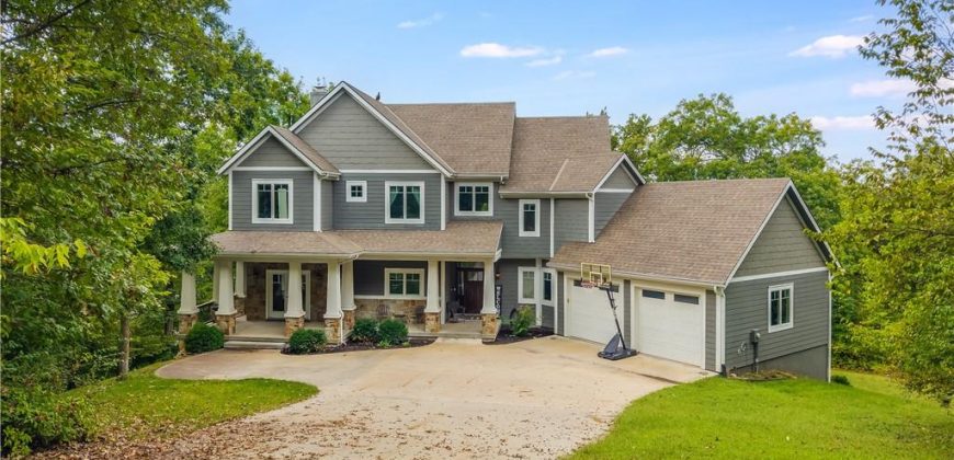 Homes for Sale in Parkville, MO 64152 | 10750 NW Meadow Lane Circle