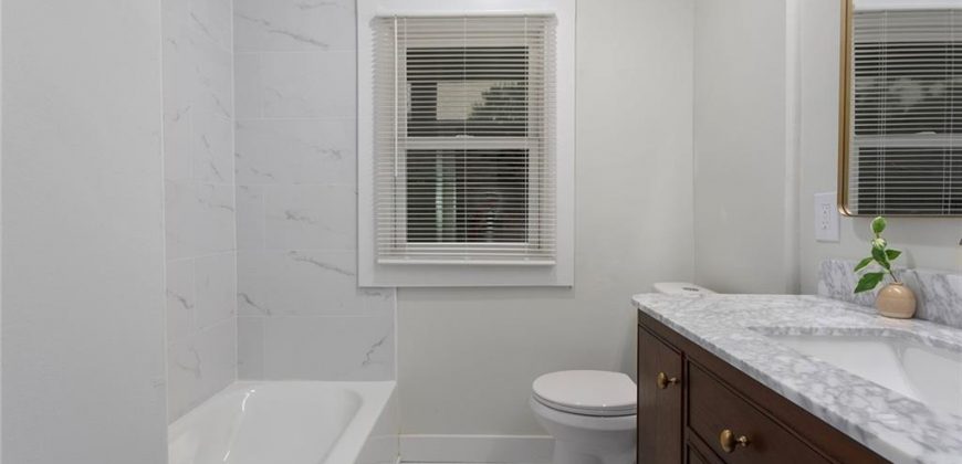 Homes for Sale in Liberty, MO 64068 | 34 S Jewell Street