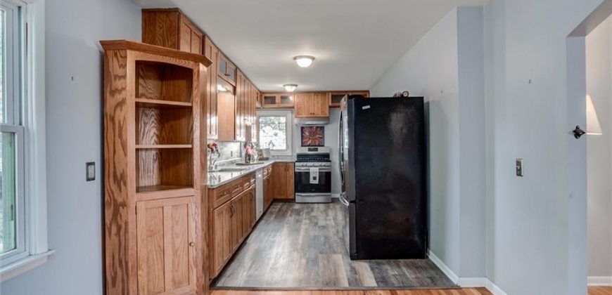 Homes for Sale in Kansas City, MO 64118 | 106 NW 67th Street