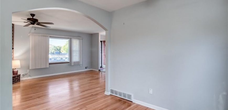 Homes for Sale in Kansas City, MO 64118 | 106 NW 67th Street