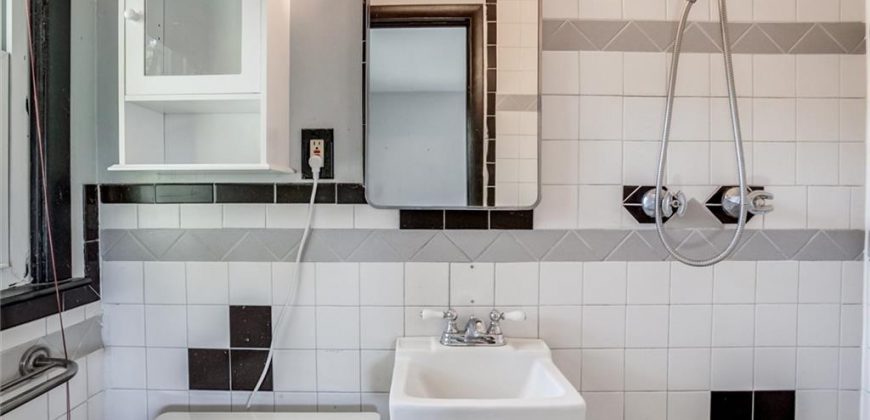 Homes for Sale in Kansas City, MO 64118 | 106 NW 67th Street