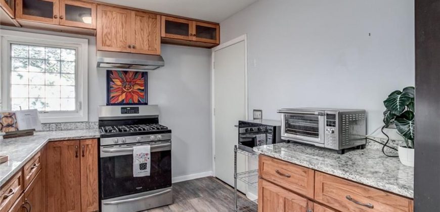 Homes for Sale in Kansas City, MO 64118 | 106 NW 67th Street