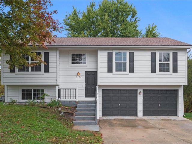 Homes for Sale in Platte City, MO 64079 | 1882  Gates Drive