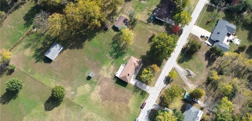 Homes for Sale in Liberty, MO 64068 | 7003 N Brookside Road