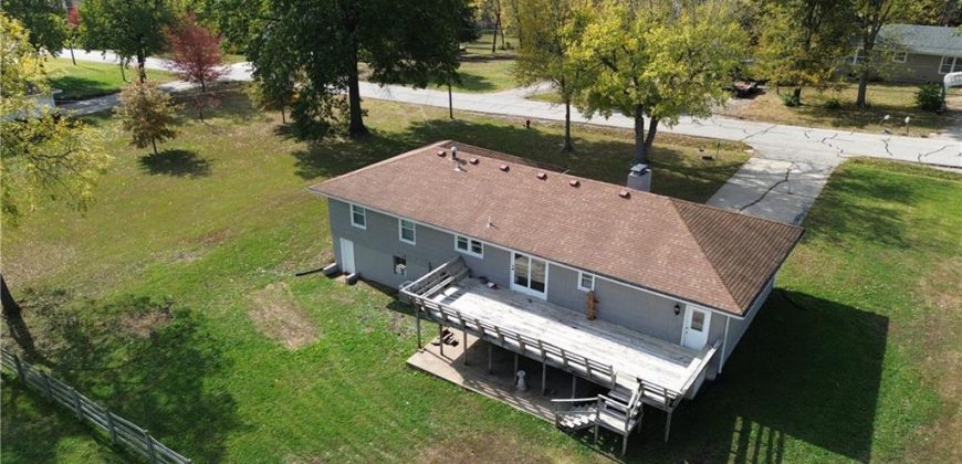 Homes for Sale in Liberty, MO 64068 | 7003 N Brookside Road