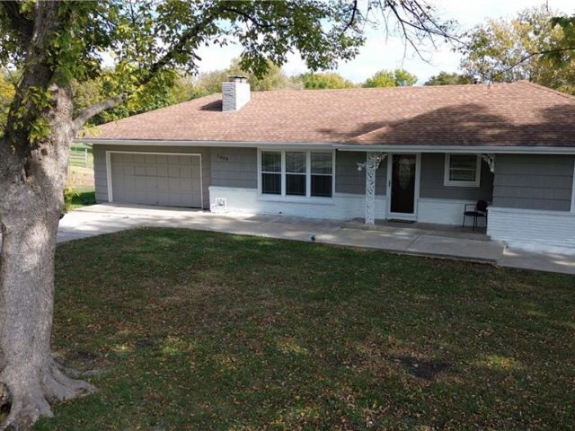 Homes for Sale in Liberty, MO 64068 | 7003 N Brookside Road