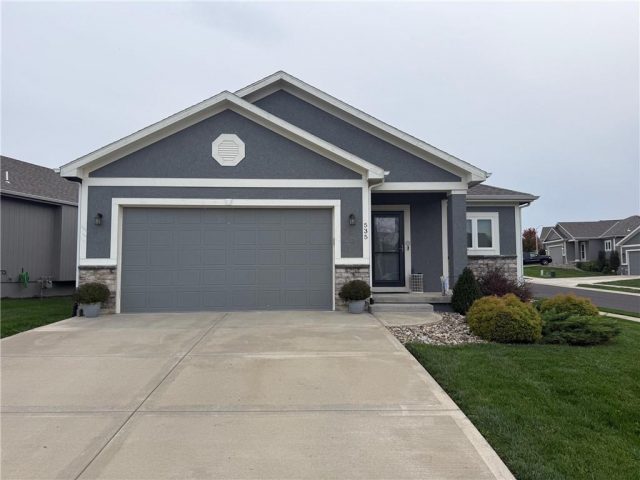 Homes for Sale in Kansas City, MO 64155 | 535 NW 110th Street