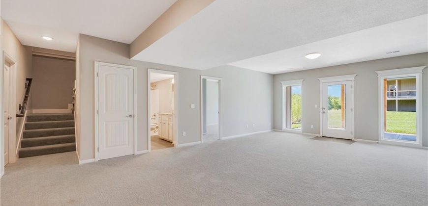 Homes for Sale in Kansas City, MO 64156 | 7015 NE 103rd Street