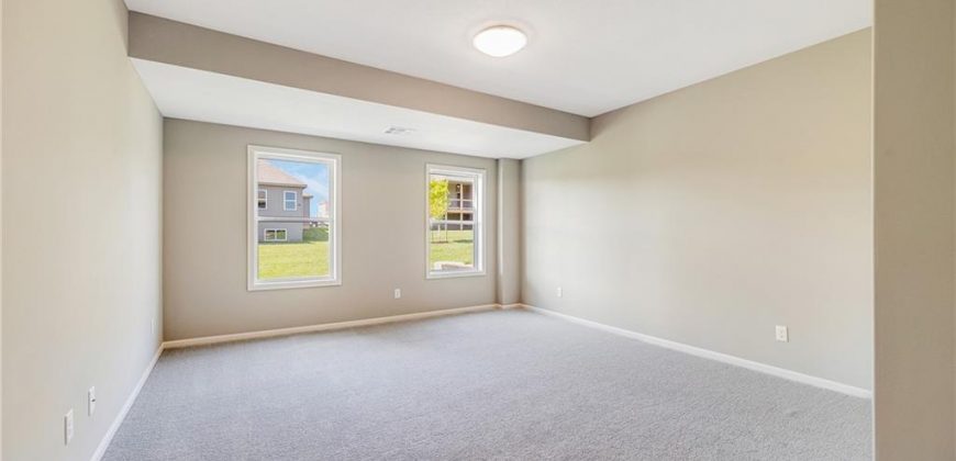 Homes for Sale in Kansas City, MO 64156 | 7015 NE 103rd Street