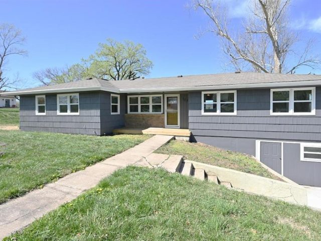 Homes for Sale in Platte City, MO 64079 | 122  ALMOND Street