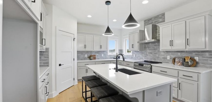 Homes for Sale in Kansas City, MO 64153 | 8411 NW 90th Street