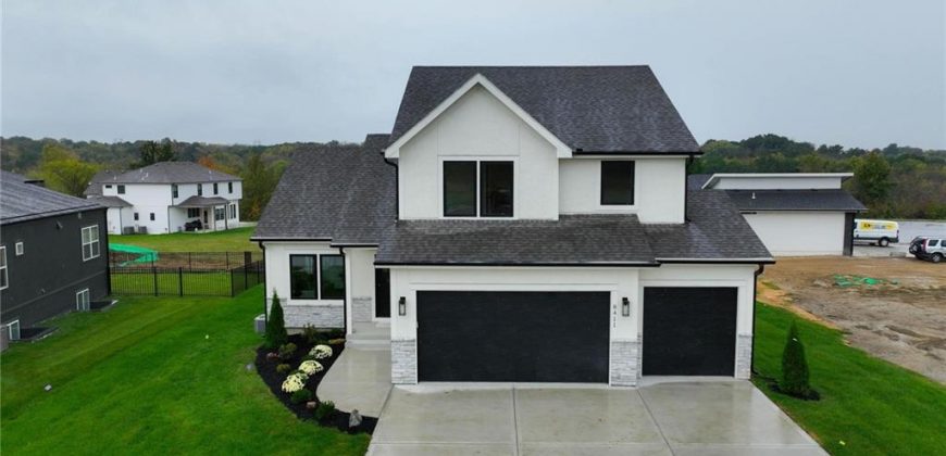 Homes for Sale in Kansas City, MO 64153 | 8411 NW 90th Street