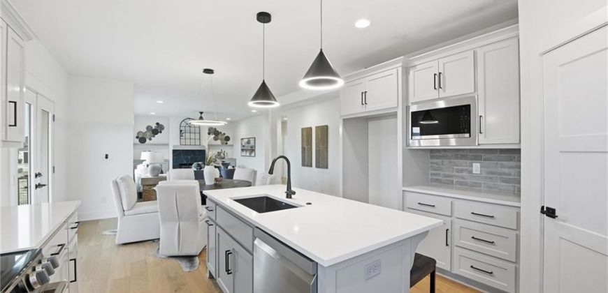 Homes for Sale in Kansas City, MO 64153 | 8411 NW 90th Street