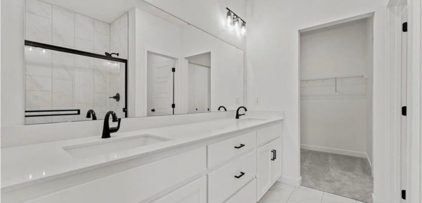 Homes for Sale in Kansas City, MO 64157 | 11131 N Crescent Court