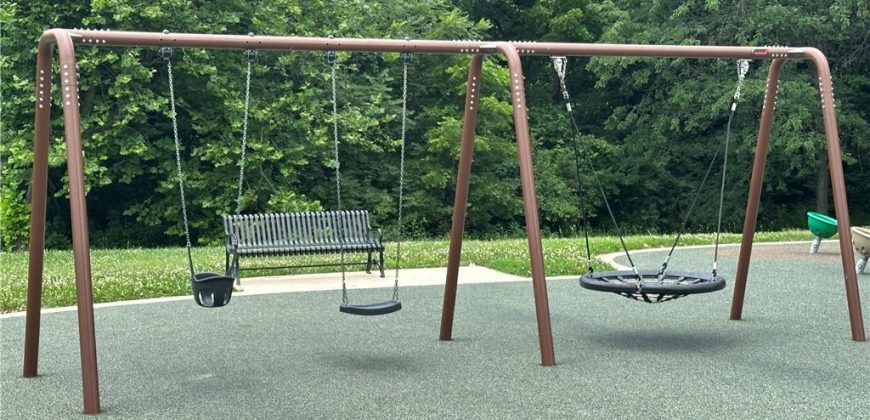 Homes for Sale in Kansas City, MO 64157 | 8924  Paw Paw Drive