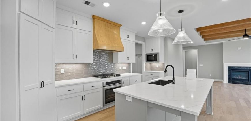 Homes for Sale in Kansas City, MO 64155 | 1606 NW 106th Terrace