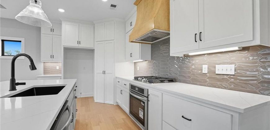 Homes for Sale in Kansas City, MO 64155 | 1606 NW 106th Terrace