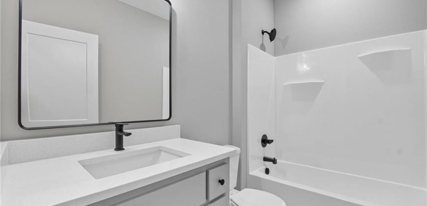 Homes for Sale in Kansas City, MO 64155 | 1606 NW 106th Terrace