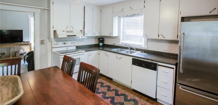 Homes for Sale in Liberty, MO 64068 | 606 N Morse Avenue