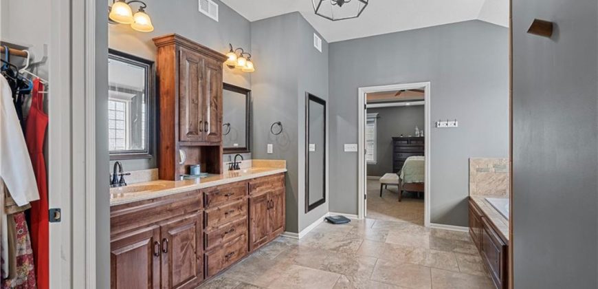 Homes for Sale in Kansas City, MO 64155 | 1012 NW 94th Street