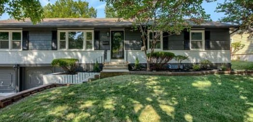 Homes for Sale in Kansas City, MO 64116 | 3320  Mohawk Lane