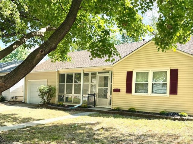 Homes for Sale in Kansas City, MO 64116 | 1437 E 25th Avenue