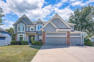 9217-N-Lydia-Avenue-mls-2574877-image-1