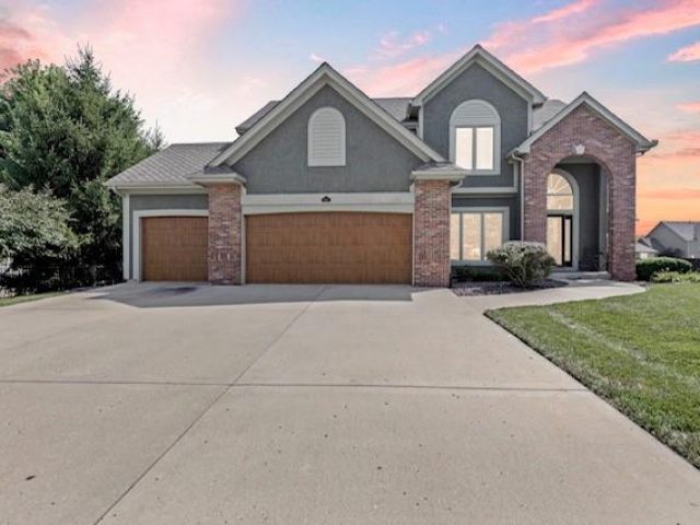 Homes for Sale in Kansas City, MO 64154 | 6603 NW 103 Street