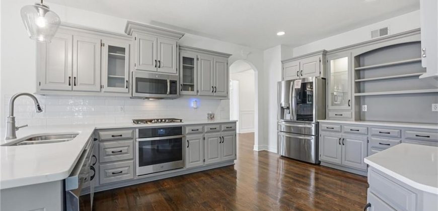 Homes for Sale in Kansas City, MO 64155 | 10107 N Chestnut Court