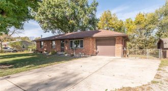 Homes for Sale in Camden Point, MO 64018 | 1008  3rd Street