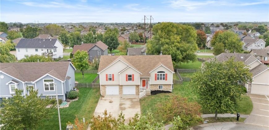 Homes for Sale in Kansas City, MO 64157 | 7808 NE 109th Circle