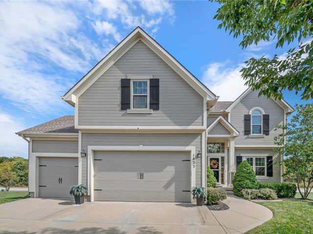 Homes for Sale in Liberty, MO 64068 | 1435  Sumac Circle