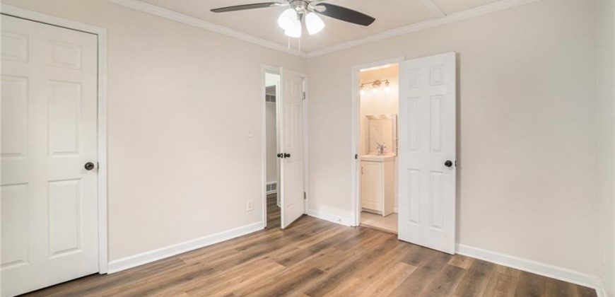 Homes for Sale in Kansas City, MO 64116 | 915 NE 44th Street