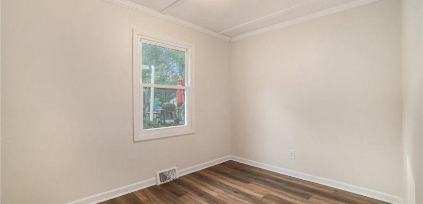 Homes for Sale in Kansas City, MO 64116 | 915 NE 44th Street